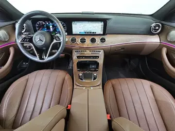 2023 Mercedes-Benz E-Класс с пробегом 13 398 км