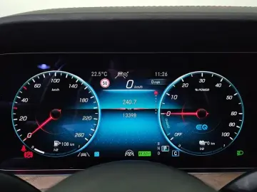 2023 Mercedes-Benz E-Класс с пробегом 13 398 км
