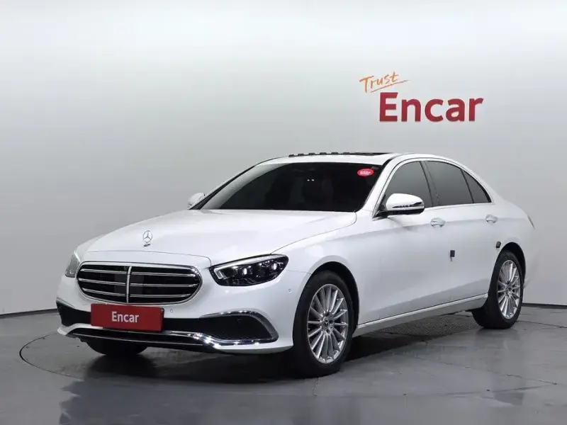 2022 Mercedes-Benz E-Класс с пробегом 27 086 км