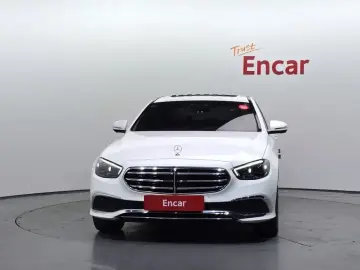 2022 Mercedes-Benz E-Класс с пробегом 27 086 км