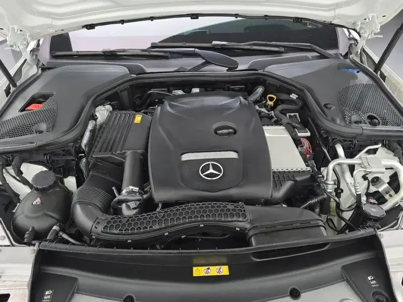 2022 Mercedes-Benz E-Класс с пробегом 27 086 км