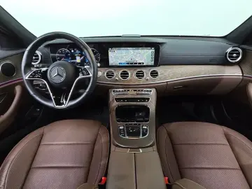 2022 Mercedes-Benz E-Класс с пробегом 27 086 км