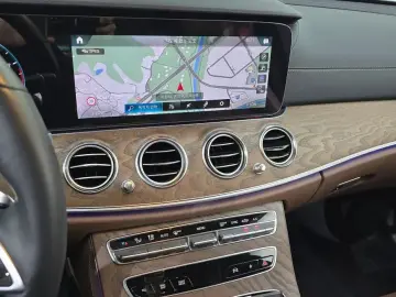 2022 Mercedes-Benz E-Класс с пробегом 27 086 км