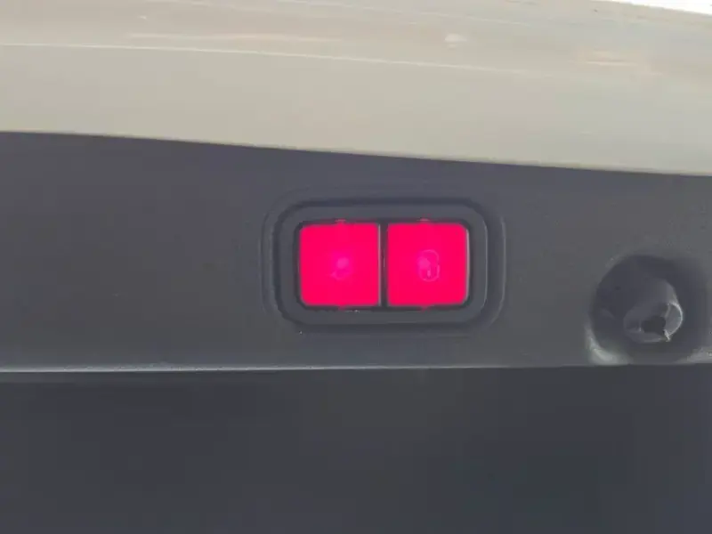 2022 Mercedes-Benz E-Класс с пробегом 27 086 км