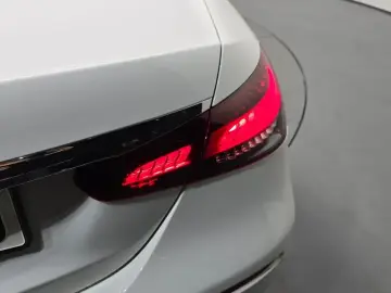 2022 Mercedes-Benz E-Класс с пробегом 27 086 км