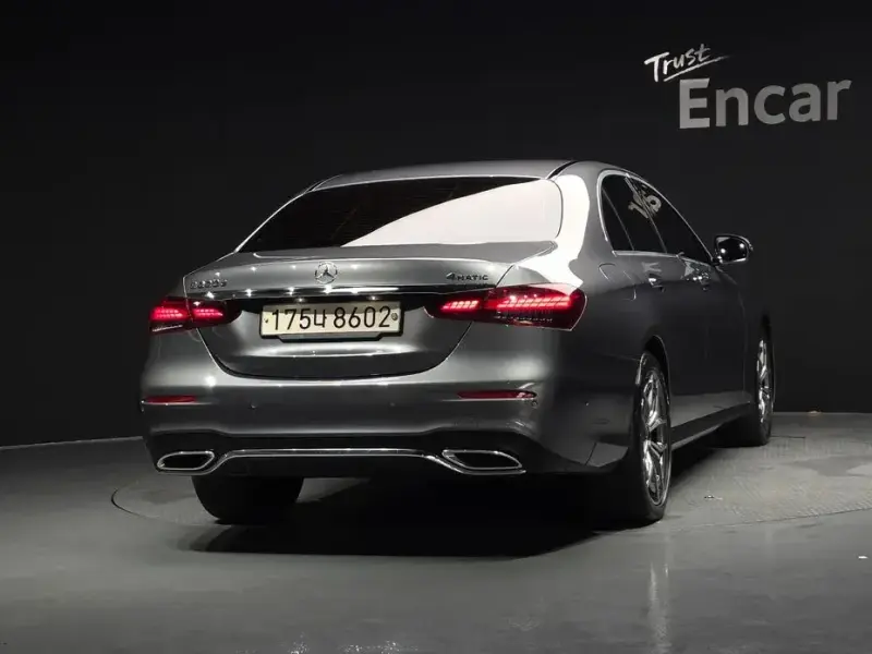 2022 Mercedes-Benz E-Класс с пробегом 22 326 км