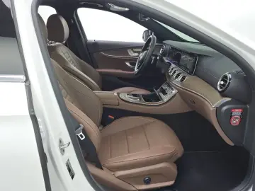 2022 Mercedes-Benz E-Класс с пробегом 27 086 км