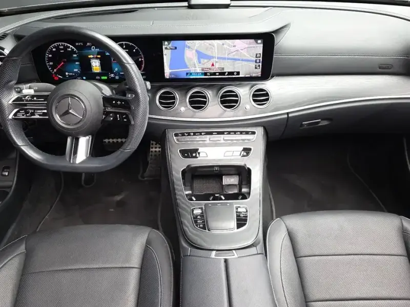 2022 Mercedes-Benz E-Класс с пробегом 22 326 км