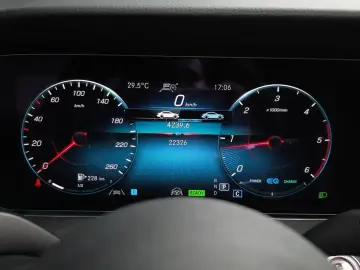 2022 Mercedes-Benz E-Класс с пробегом 22 326 км