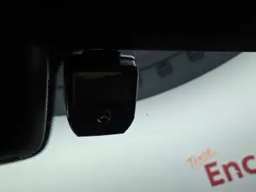 2022 Mercedes-Benz E-Класс с пробегом 27 086 км