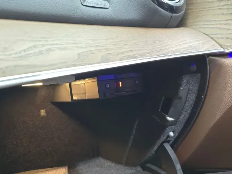 2022 Mercedes-Benz E-Класс с пробегом 27 086 км