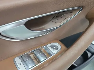 2022 Mercedes-Benz E-Класс с пробегом 27 086 км