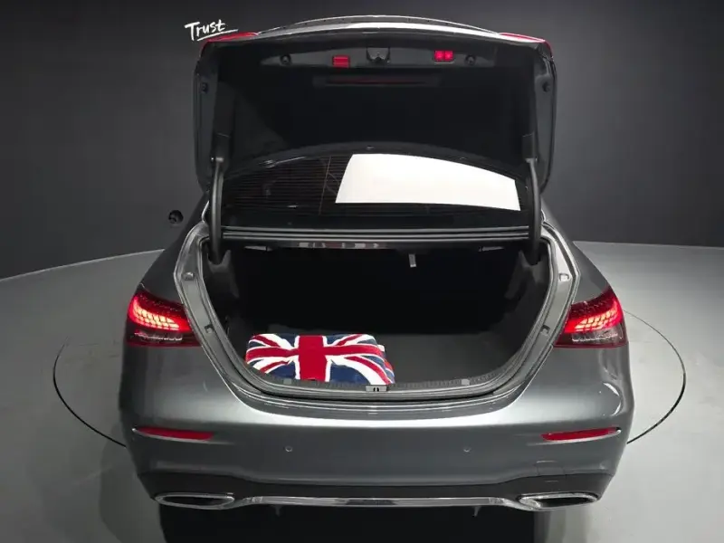 2022 Mercedes-Benz E-Класс с пробегом 22 326 км