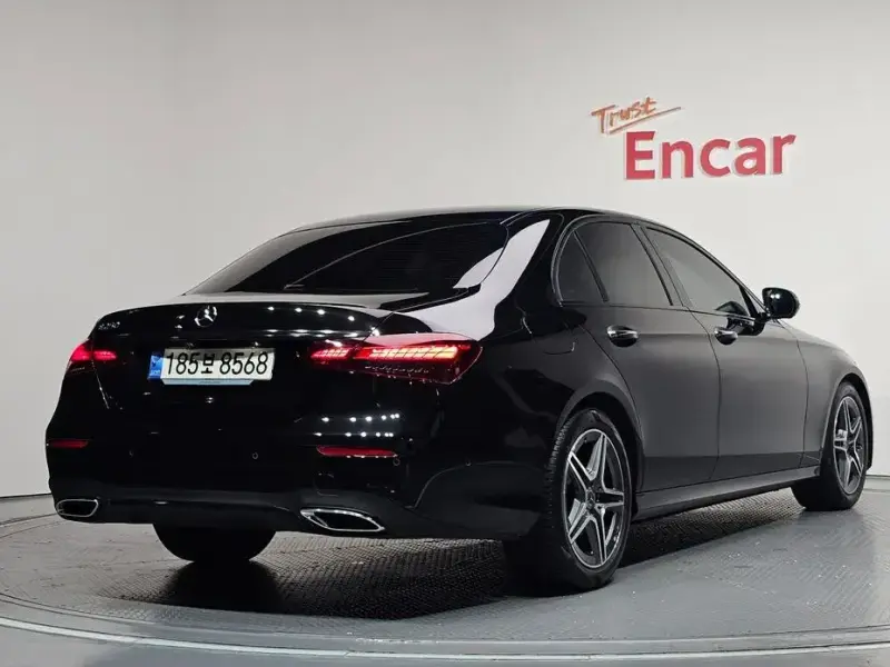 2023 Mercedes-Benz E-Класс с пробегом 31 045 км
