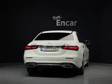 2020 Mercedes-Benz E-Класс с пробегом 72 088 км