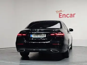 2023 Mercedes-Benz E-Класс с пробегом 31 045 км