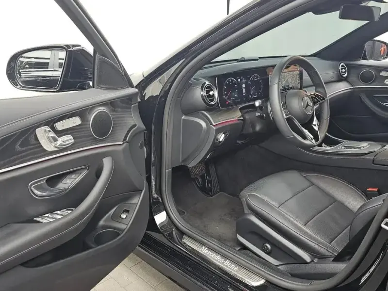 2023 Mercedes-Benz E-Класс с пробегом 31 045 км