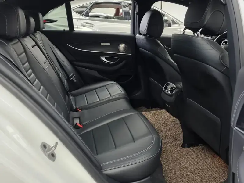 2020 Mercedes-Benz E-Класс с пробегом 72 088 км
