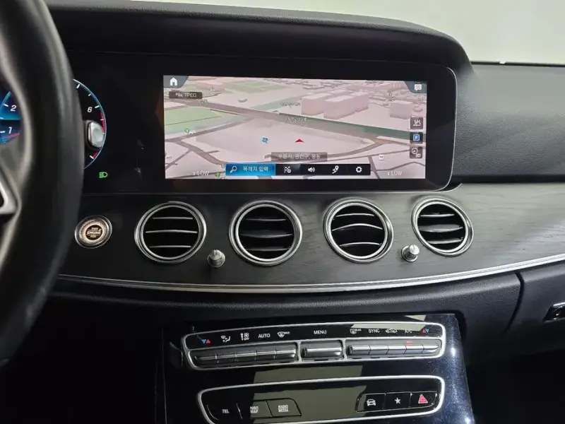 2021 Mercedes-Benz E-Класс с пробегом 29 264 км