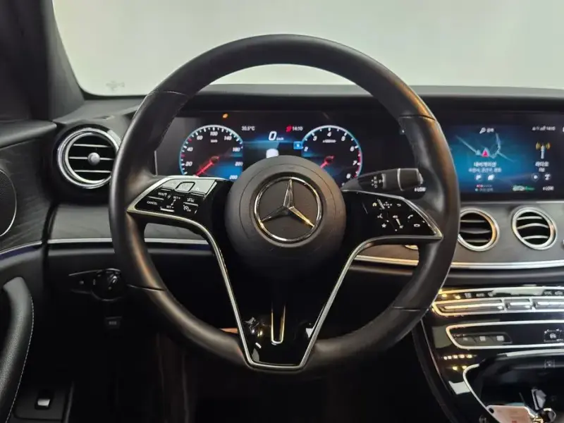 2021 Mercedes-Benz E-Класс с пробегом 29 264 км