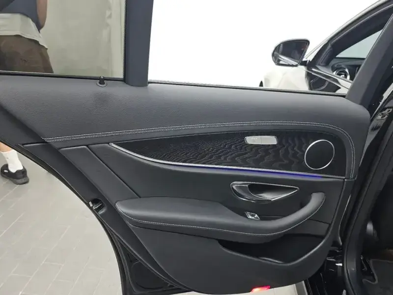 2023 Mercedes-Benz E-Класс с пробегом 31 045 км