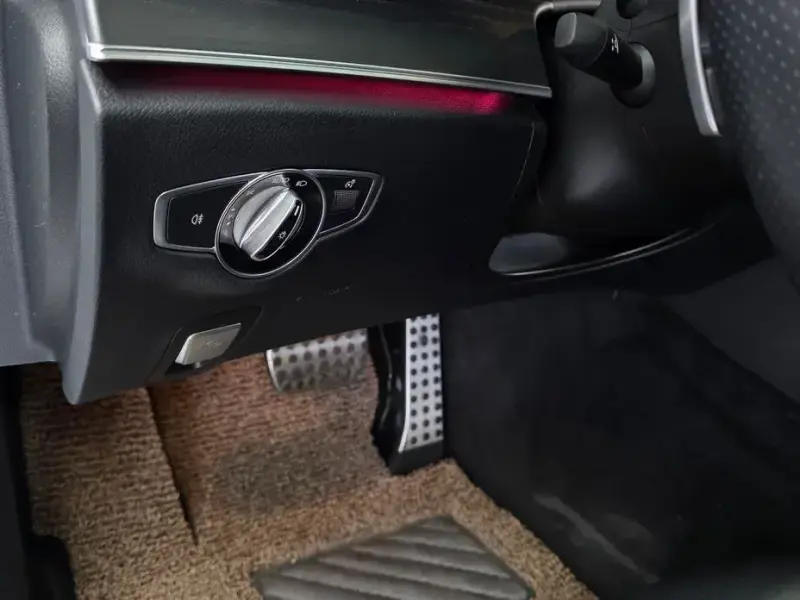 2020 Mercedes-Benz E-Класс с пробегом 72 088 км