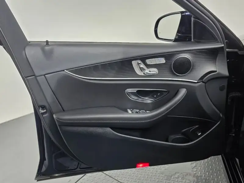 2021 Mercedes-Benz E-Класс с пробегом 29 264 км