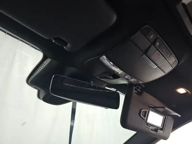 2023 Mercedes-Benz E-Класс с пробегом 31 045 км