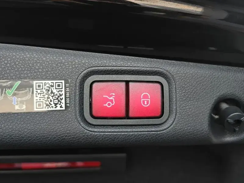 2023 Mercedes-Benz E-Класс с пробегом 31 045 км