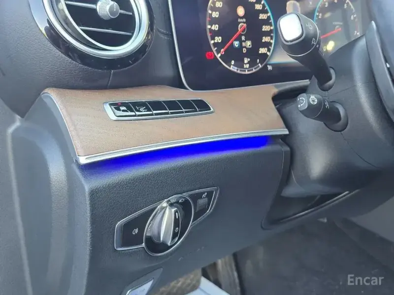 2019 Mercedes-Benz E-Класс с пробегом 112 000 км