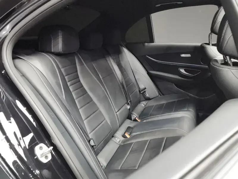 2023 Mercedes-Benz E-Класс с пробегом 30 796 км