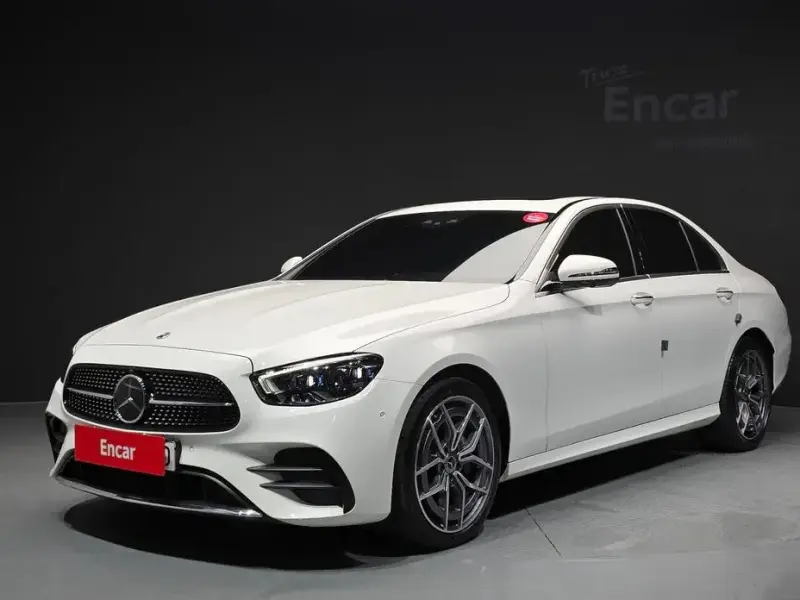 2023 Mercedes-Benz E-Класс с пробегом 30 713 км