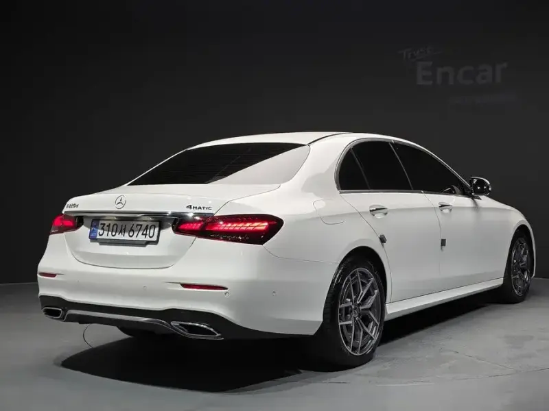 2023 Mercedes-Benz E-Класс с пробегом 30 713 км