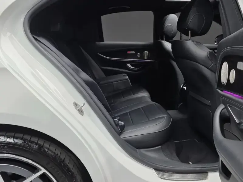 2023 Mercedes-Benz E-Класс с пробегом 30 713 км
