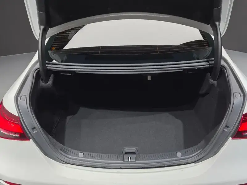 2023 Mercedes-Benz E-Класс с пробегом 30 713 км