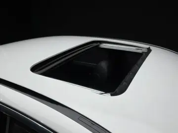 2023 Mercedes-Benz E-Класс с пробегом 30 713 км
