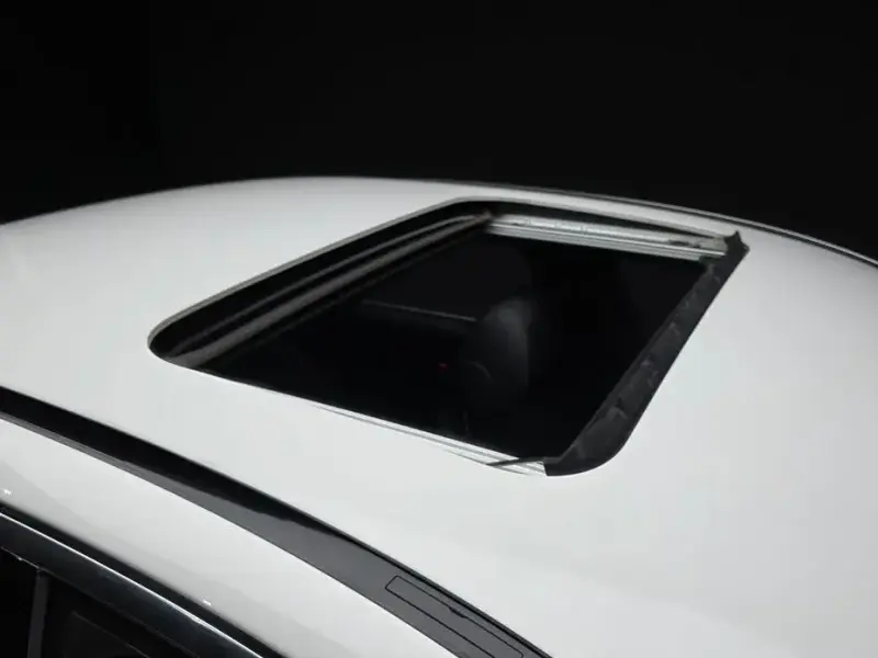 2023 Mercedes-Benz E-Класс с пробегом 30 713 км