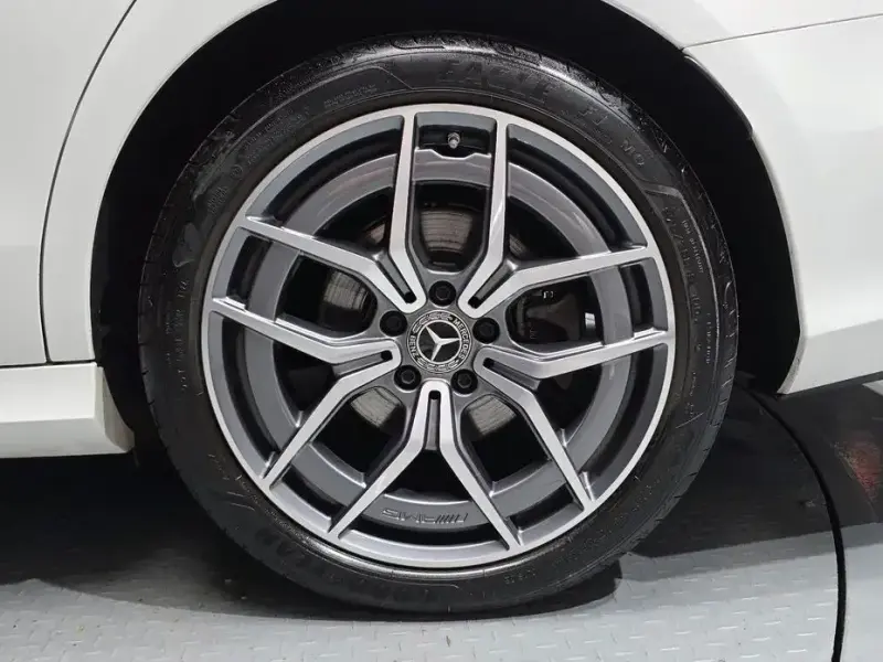 2023 Mercedes-Benz E-Класс с пробегом 30 713 км