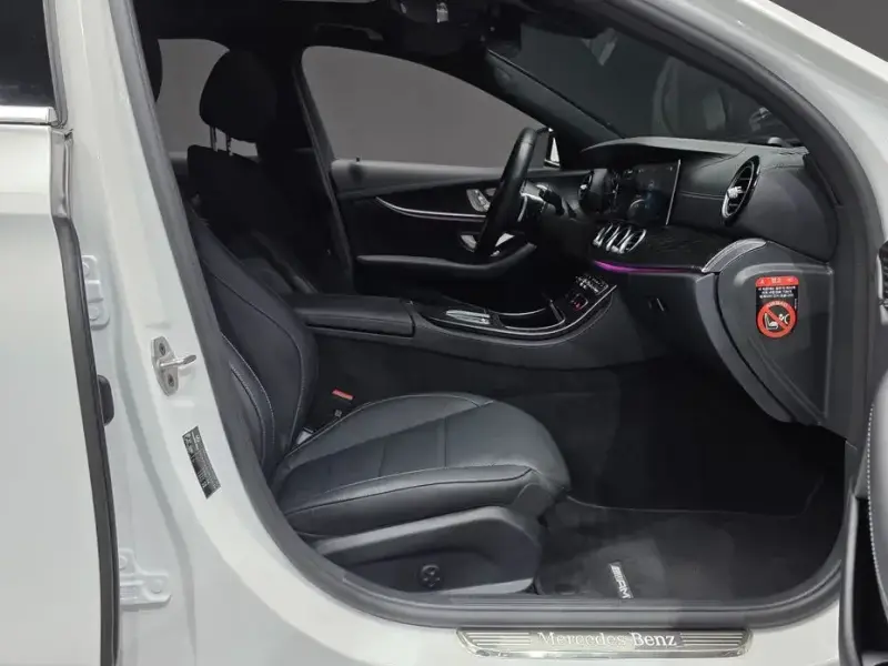 2023 Mercedes-Benz E-Класс с пробегом 30 713 км