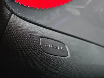 2023 Mercedes-Benz E-Класс с пробегом 30 713 км
