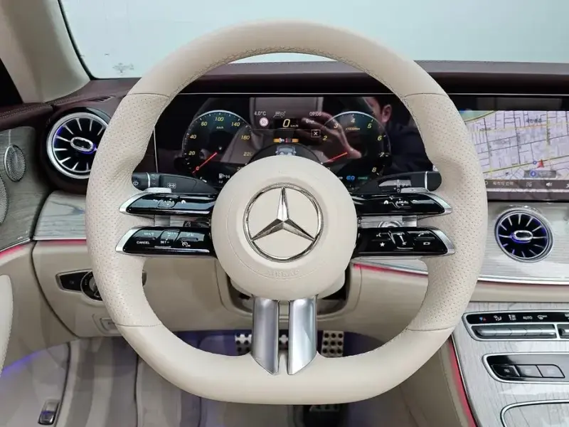 2021 Mercedes-Benz E-Класс с пробегом 16 459 км