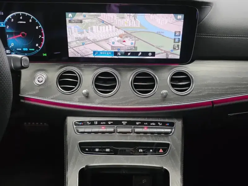 2022 Mercedes-Benz E-Класс с пробегом 36 930 км