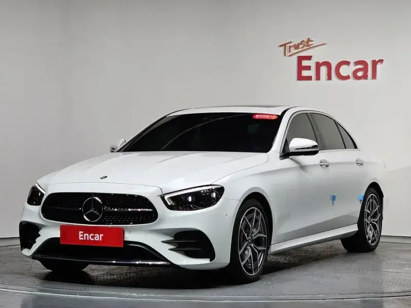 2022 Mercedes-Benz E-Класс с пробегом 28 558 км
