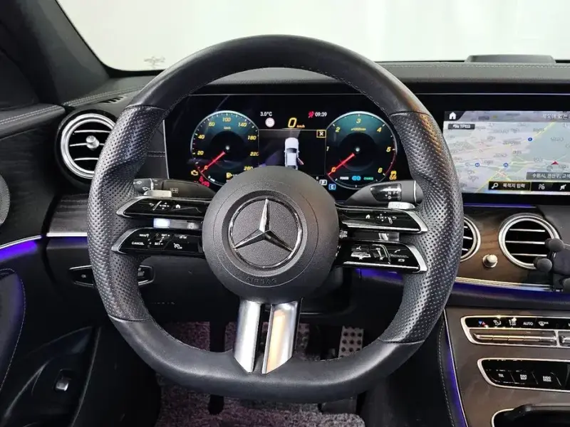 2022 Mercedes-Benz E-Класс с пробегом 28 558 км
