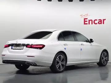 2021 Mercedes-Benz E-Класс с пробегом 50 917 км