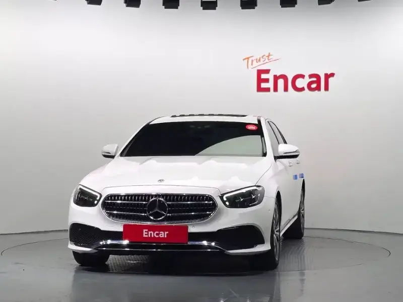 2021 Mercedes-Benz E-Класс с пробегом 50 917 км