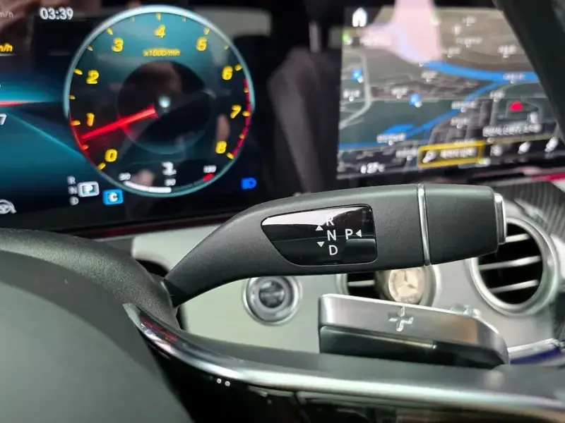 2021 Mercedes-Benz E-Класс с пробегом 50 917 км
