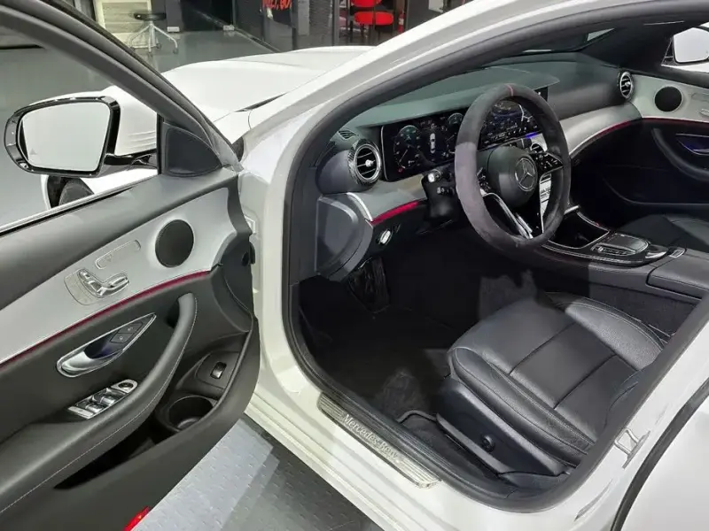 2021 Mercedes-Benz E-Класс с пробегом 50 917 км