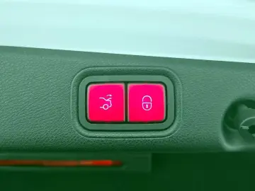 2021 Mercedes-Benz E-Класс с пробегом 50 917 км