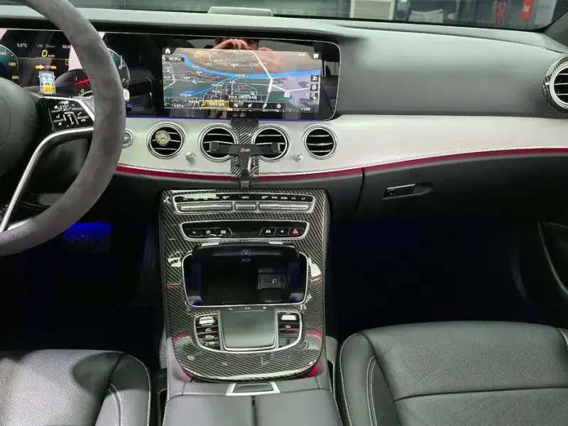 2021 Mercedes-Benz E-Класс с пробегом 50 917 км